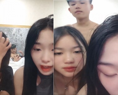 Poster of Ba em gái chia sẻ video tình dục trực tiếp trên mạng xã hội