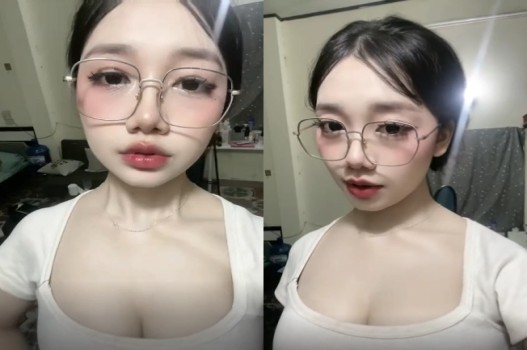Poster of Clip hấp dẫn của em Tiktok mặt xinh da mịn