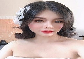 Poster of Lộ clip sex của bà chủ Spa nhẫn Rose