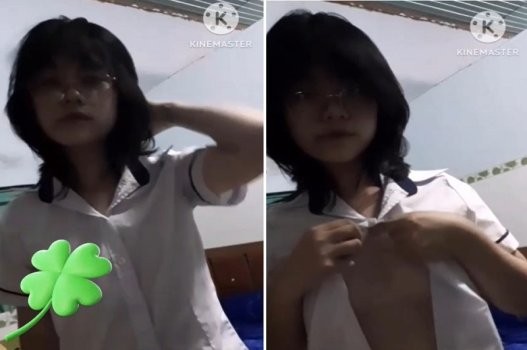 Poster of Quay một video khoe vú để dụ bạn học